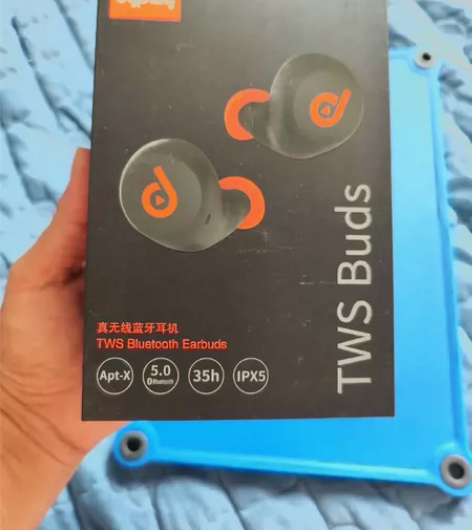 TWS蓝牙耳机.品牌dyplay.新的.电...