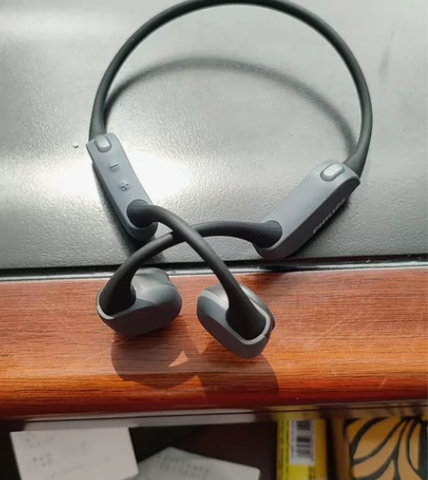 飞利浦骨传导耳机TAA6606 感兴趣的话...