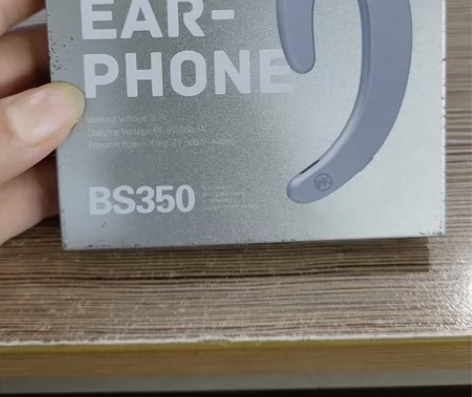 清库存Remax蓝牙耳机。有几十个。十个以...