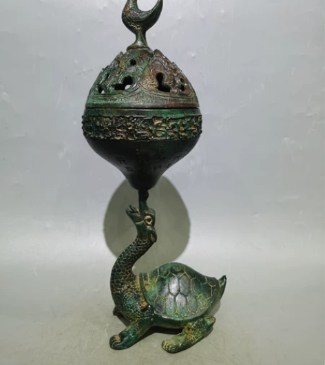 青铜器龟上鸟熏炉,可当摆件熏炉 感兴趣的话...