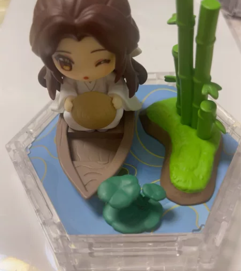 正版现货 天官赐福手办 感兴趣的话点“我想...