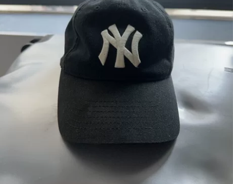 MLB 男女同款棒球帽 感兴趣的话点“我想...