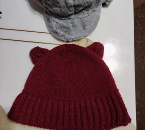 全新两顶帽子,成人的,适合大头围的姐妹。针...