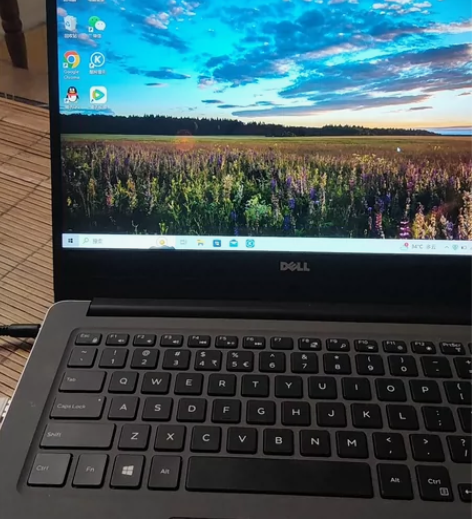 ?戴尔笔记本，基本没用过，一切正常 感兴趣...