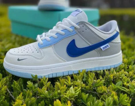 夏 季全 新爆 款海盐蓝，情人节滑板鞋男女...