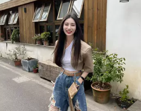 AKMENG高腰破洞牛仔短裤夏潮牌蓝色水洗...