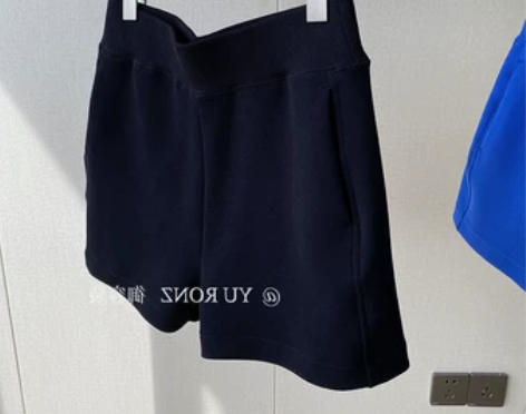 肌理感立裁基础纯色显瘦宽边松紧高腰短裤女夏...