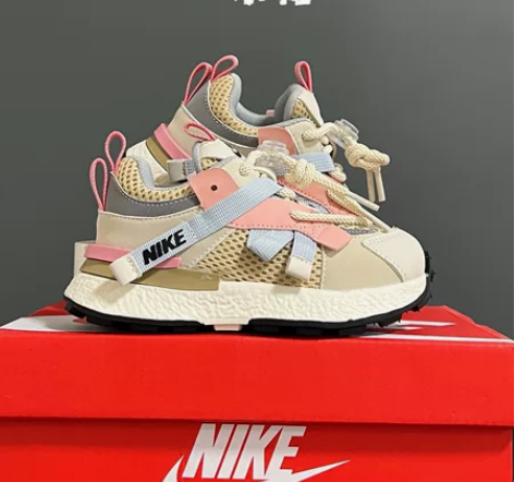 耐克新款网面鞋带扣老爹儿童鞋 SIZE：2...