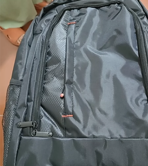 电脑包全新 感兴趣的话点“我想要”和我私聊...