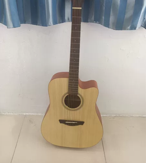 朋友送的生日礼物，最近需要钱，想卖掉换点钱...