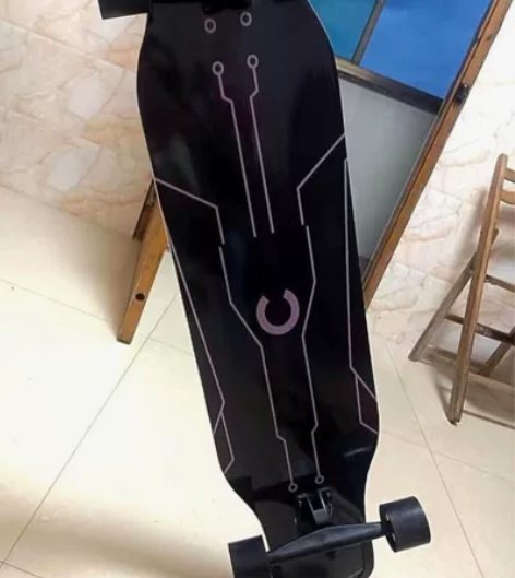 原价699入手的DBH专业版滑板长板舞板全...