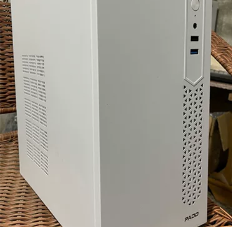 电脑机箱半岛铁盒q15 成色新 箱说全 包...