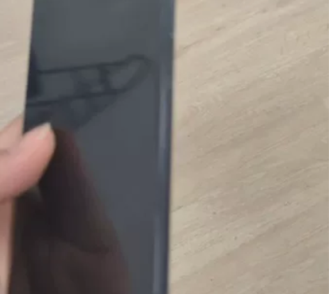 红米k60,16+256,黑色裸机。售出不...