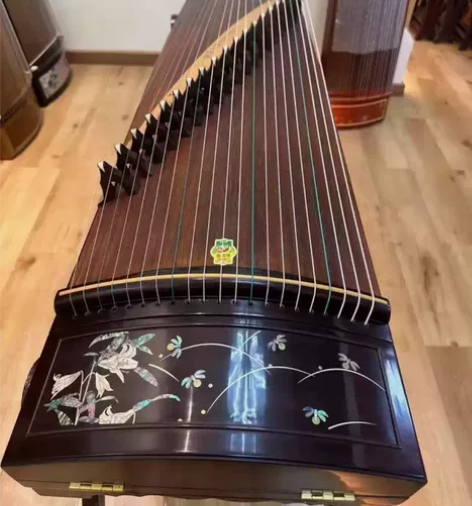 【个人闲置出】原价一万三，闺女不想学习古筝...