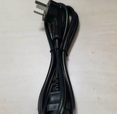 电源线,电脑电源线。家里还有好几十根感兴趣...