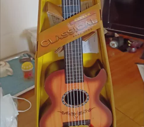 尤克里里琴行不干了 亏本包邮出全新尤克里里...