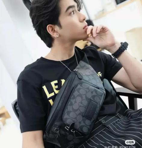 闲置Coach 蔻驰Track腰包 男女通...