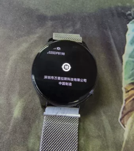 大学生自用OnePlus Watch，9成...