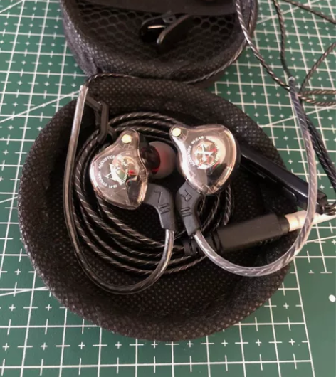 （全新包邮）监听级hifi德国重炮耳机，森...