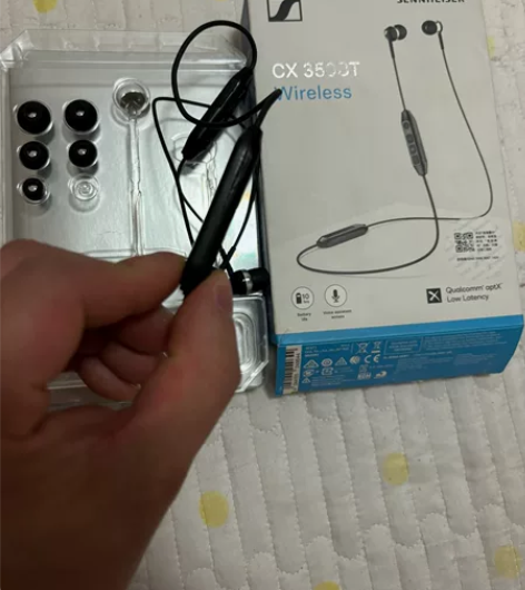 森海塞尔蓝牙耳机，cx350bt，换了一次...