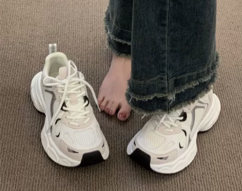 【低价清仓】实体店不开 清仓处理一批老爹鞋...