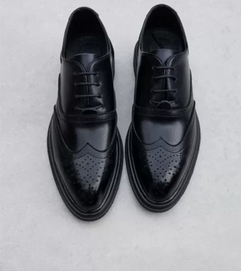 全新夏季雕花布洛克男士商务正装休闲皮鞋透气...