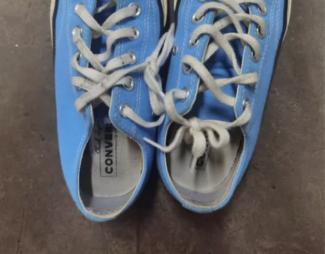 包邮，同城可自提。内长245mm 二手匡威...