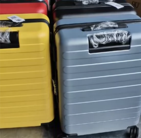 小米90分七道杠24寸拉杆箱，几乎都是全新...