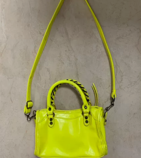 闲置包包 感兴趣的话点“我想要”和我私聊吧～