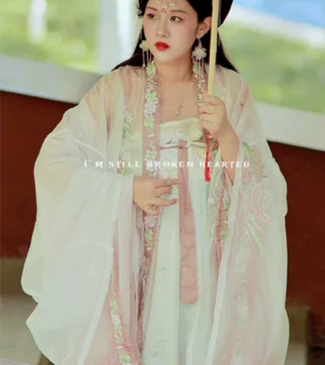 原创汉服女诃子裙唐制齐胸一片式襦裙刺绣大袖...