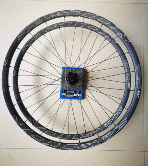 全新Easton26英寸￥7799￥879...