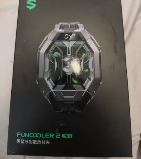 黑鲨散热背夹2pro 用了三四次 换手机就...