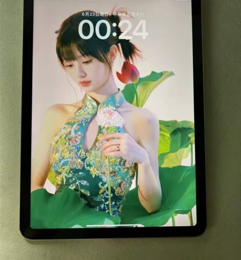 iPad Air5 64g 国行 Wi-F...