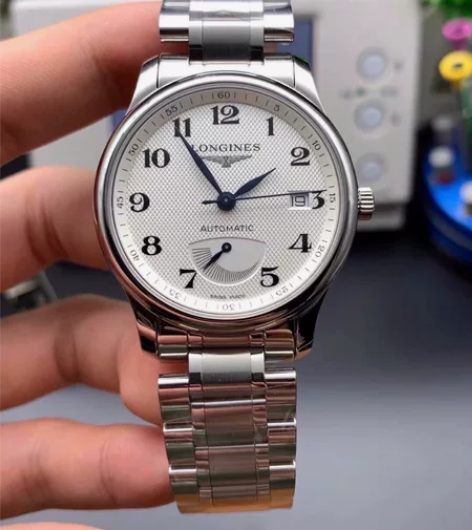 浪琴男士系列机械男表。专柜购买，走时时间精...