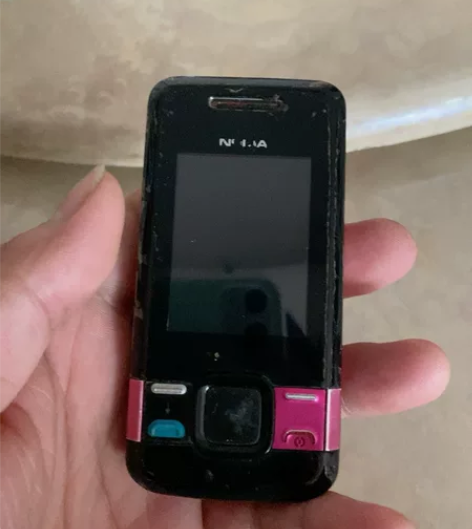 诺基亚滑盖手机，坏的出掉 感兴趣的话点“我...