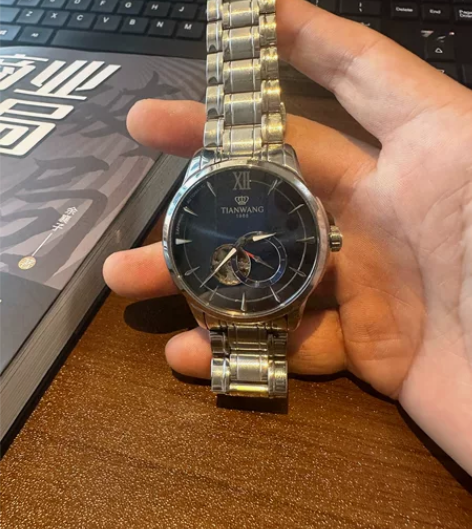 天王1988，。。原价不到四千买的。。现在...