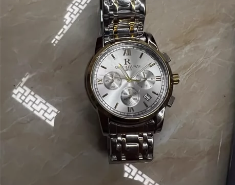 瑞之缘石英表，之前开店剩余。 感兴趣的话点...