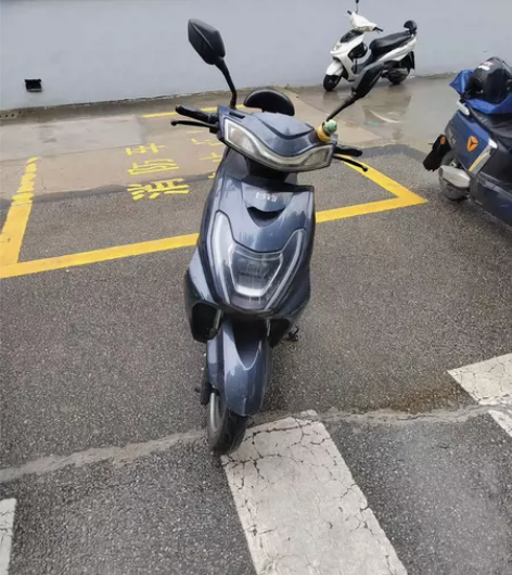 公司没活干了，卖车回家了。台铃电动车，60...