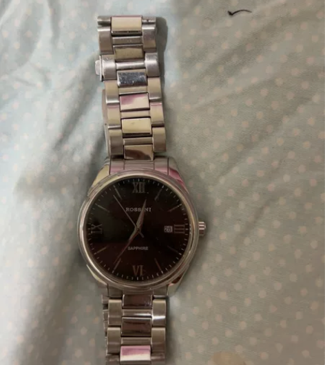 罗西尼电子表盒证书都在就带了两天 感兴趣的...