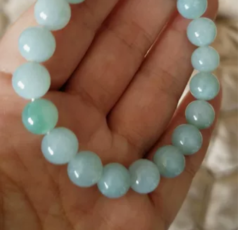 天然翡翠A货珠串      高糯化种，种老...