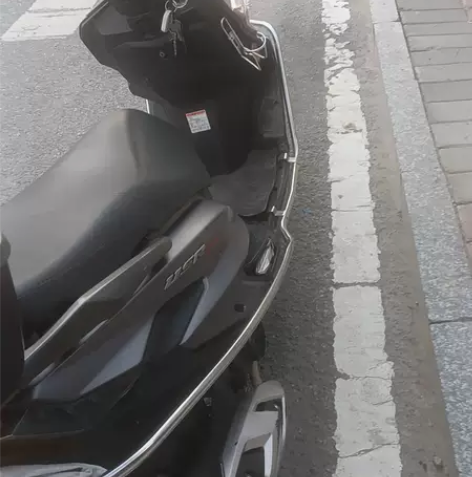 豪爵usr代步踏板摩托车一直全合成机油保养...