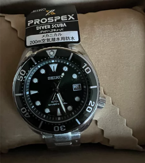 精工（SEIKO）手表，全新未使用，膜都在...