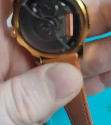 精工人动功能5m42，原理类似石英表和机械...