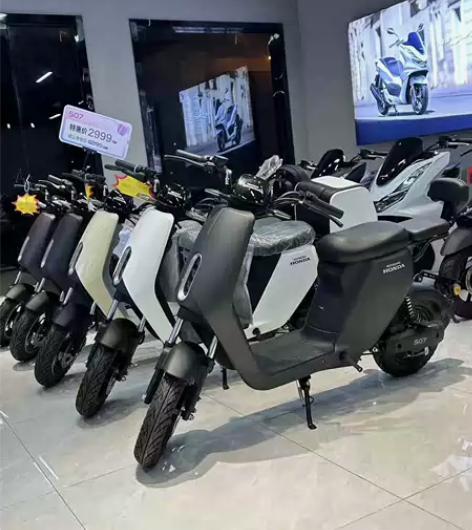 全新车含锂电池特价处理最后5台新大洲本田S...