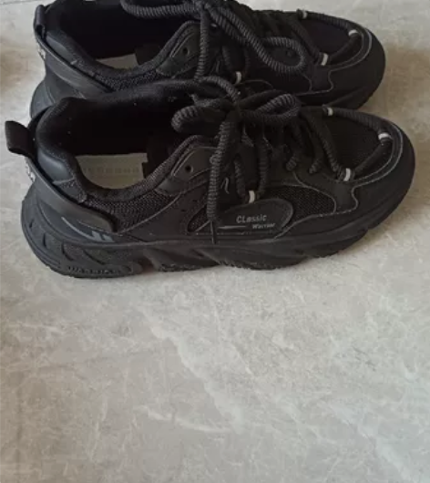 回力男孩运动鞋一双，只因孩子脚长的太快没怎...