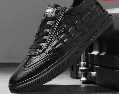 买来没穿过几次，不太合我脚（我的脚265）...