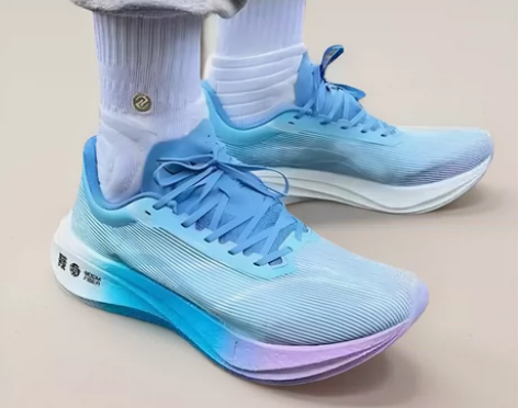 飞电3C跑步鞋儿童款碳板减震透气训练竞速比...