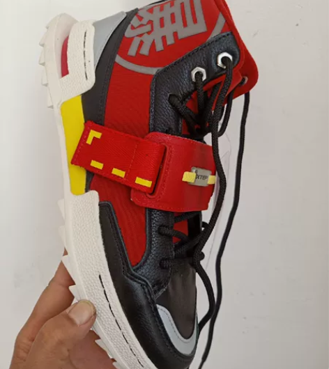 全新正品特步男鞋板鞋，高帮休闲鞋都市街头潮...