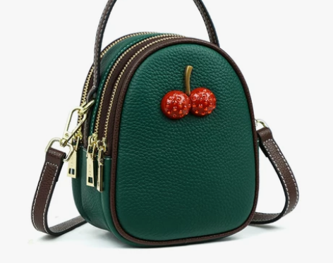 ?Viney樱桃小包包，买回来没背过几次，...