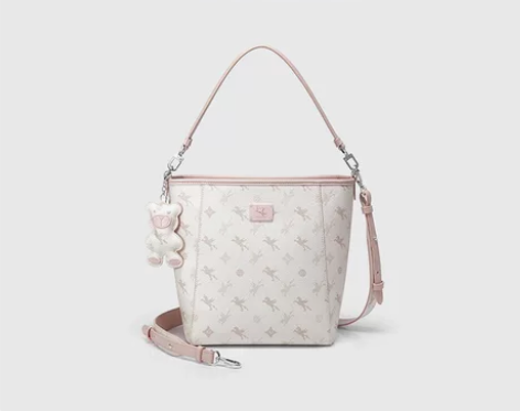 NU纽芝兰飞马水桶包2024新款大容量通勤...